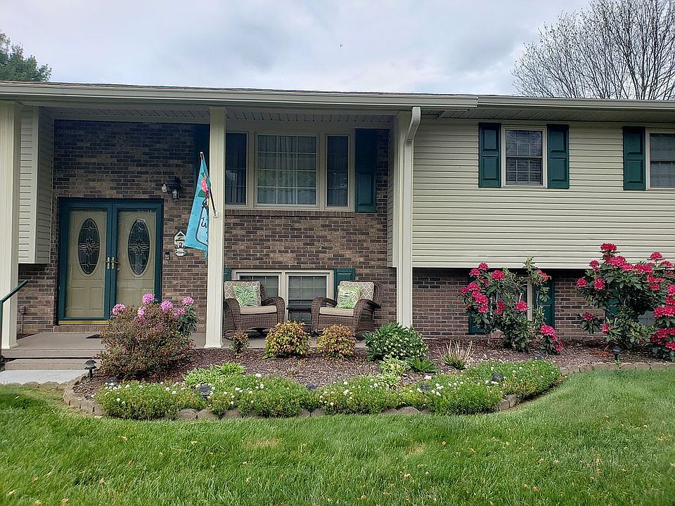 1st image of 448 Lynnwood Dr