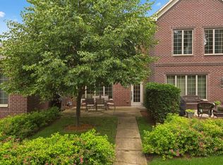 12425 Flanders Ct NE UNIT B, Blaine, MN 55449