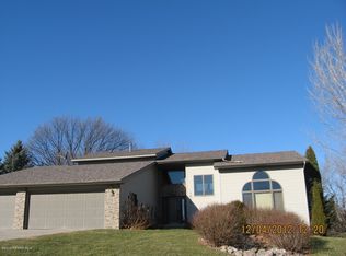 1008 Lemond Rd, Owatonna, MN 55060
