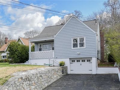 2114 Stratfield Rd, Fairfield, CT, 06825