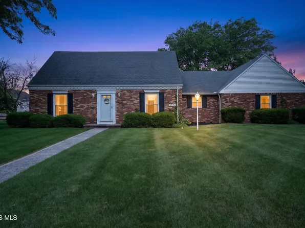 1524 Red Bud Dr, Northwood, OH 43619