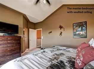 122 Rocky Vista Ter NW, Calgary, AB T3G5G7