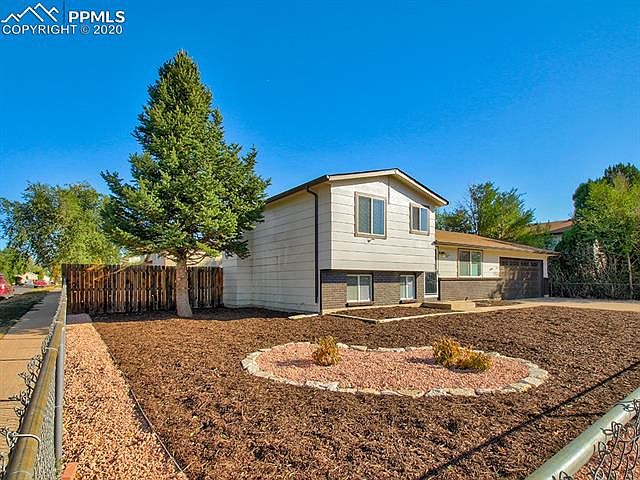 1st image of 427 Camino Del Rey