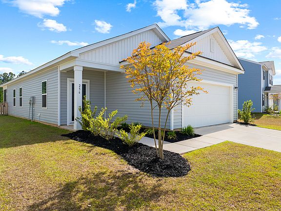 4th image of 256 Phoenix Dr