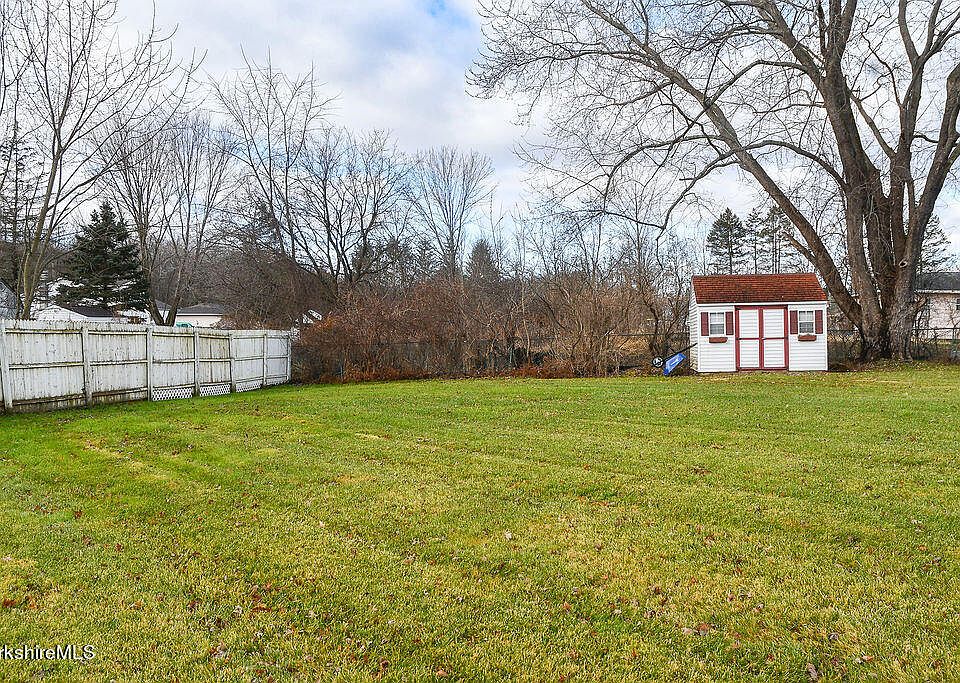 1346 Maple Hill Rd, Castleton, NY 12033 Zillow