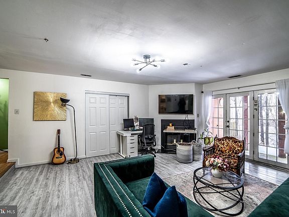 4th image of 4914 Columbia Rd APT 3