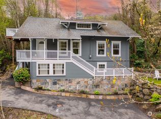 2106 Fairmount Ave SW, Seattle, WA 98126