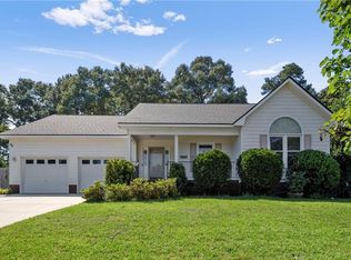 2926 Coachway Dr, Fayetteville, NC 28306