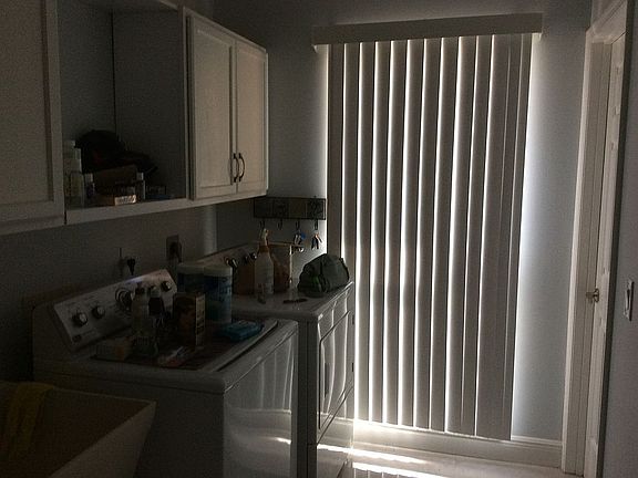5th image of 2909 SW Mariposa Cir