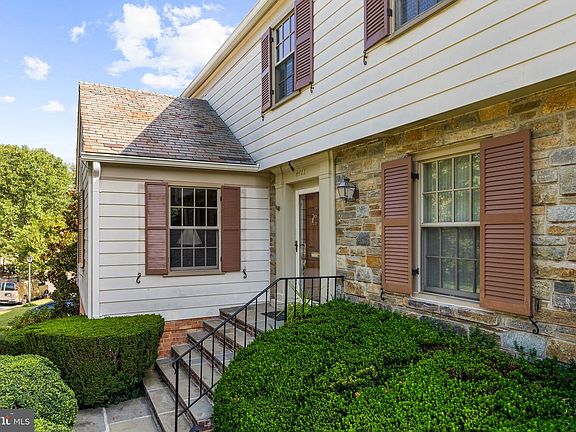 3rd image of 4411 Chalfont Pl