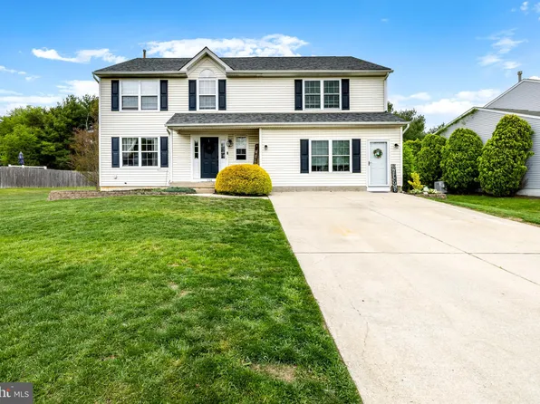 126 Annapolis Dr, Sicklerville, NJ 08081