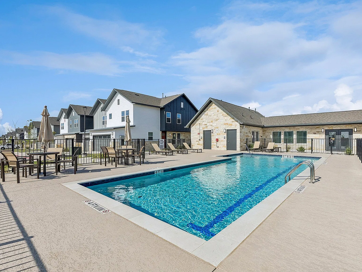 Lone Oak Homes — Photo 3