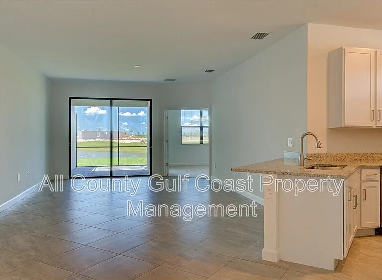 5315 White Sand Cv — Photo 3