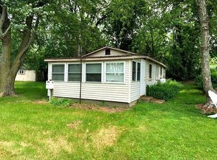 340 Ln 101 Hamilton Lk, Hamilton, IN 46742