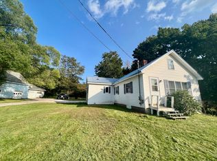 690 River Rd, Orrington, ME 04474