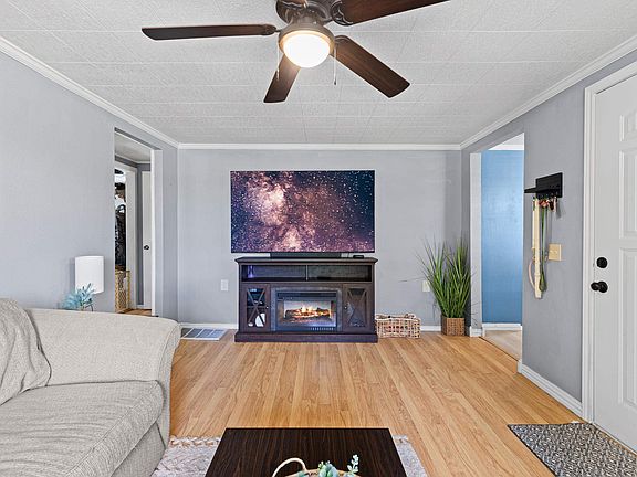 5th image of 11932 Wisteria Rd