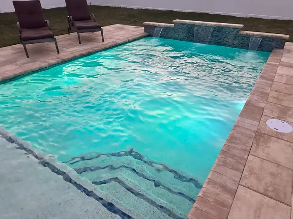 602 SE 27th St, Cape Coral, FL 33904