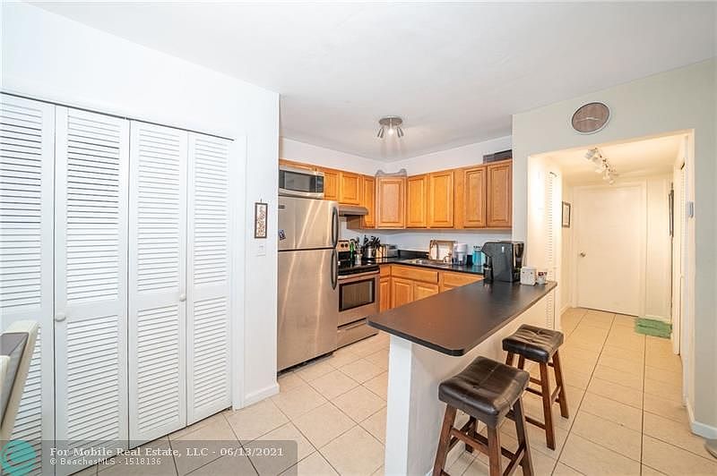 1st image of 4050 NE 12th Ter APT 21-1