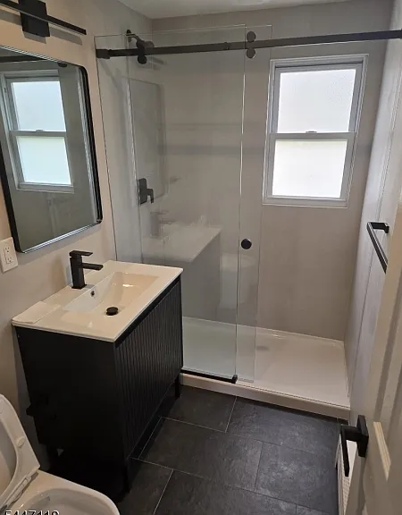 832 Dewey St — Photo 8