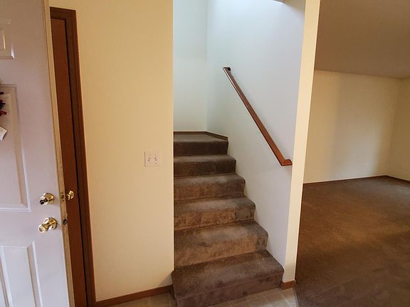 5th image of 5434 Kensington Ln SW #B
