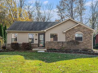 226 Linhart St, Novi, MI 48377