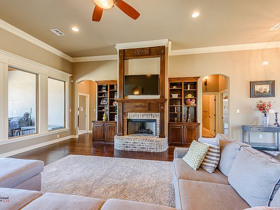 5th image of 241 Piccadilly Ln