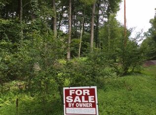 7 Hollenback Rd, Penn Lake Park, PA 18661