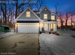 4511 Sedum Gln, Waterford, MI