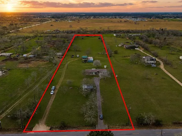 9820 Oberrender Rd, Needville, TX 77461
