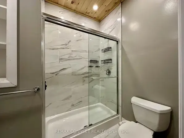 596 Eastern Ave #1A, Toronto, ON M4M 0B9