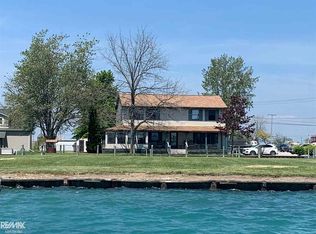7354 S Channel Dr, Harsens Island, MI 48028