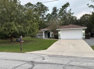 7970 N Maltese Dr, Citrus Springs, FL 34433