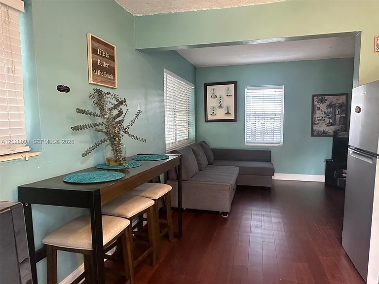 1544 NW 4th Ave — Photo 8
