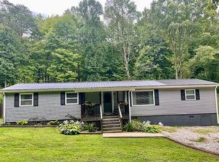 1685 Little Sandy Rd, Ravenswood, WV 26164