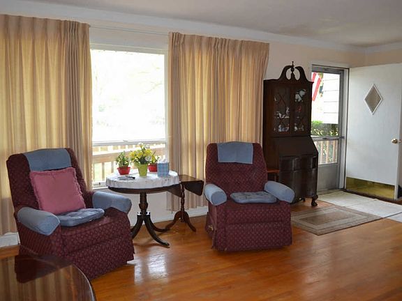 2nd image of 1788 Highland Ave