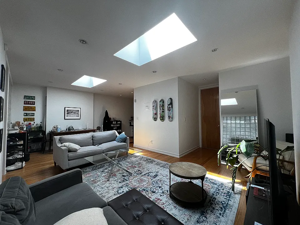 206 Avenue A #4B