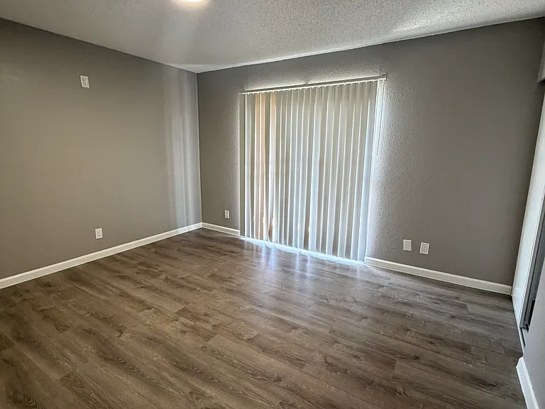 515 S 13th St #33 — Photo 19