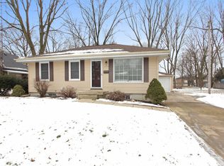 1105 Market St, Normal, IL 61761