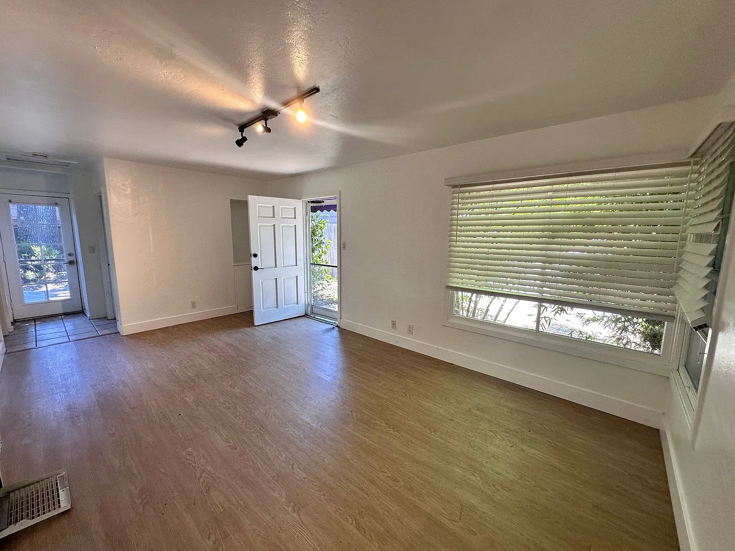 740 Mendocino Avenue — Photo 2