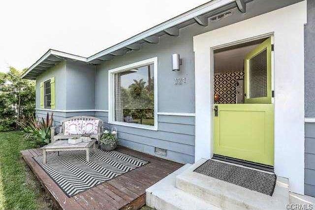 1st image of 321 Costa Mesa St
