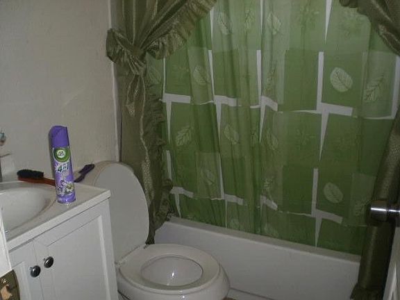 5th image of 2210 Cuba St