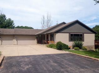 56966 Juneau Rd, Mankato, MN 56001