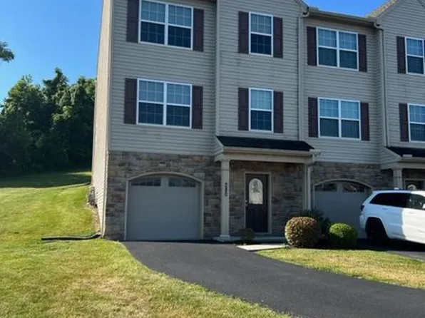 280 Fieldstone Ct, New Cumberland, PA 17070
