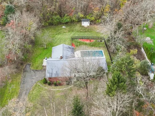 295 Wilton Road East, Ridgefield, CT 06877