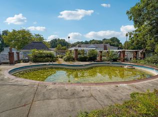 1426 Orchard Park Dr, Stone Mountain, GA 30083