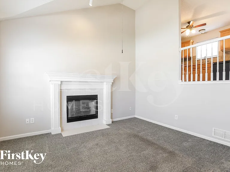 11328 N Wyandotte St — Photo 4