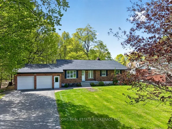 1380 Sunnyside Rd, Kingston, ON K7L 4V4