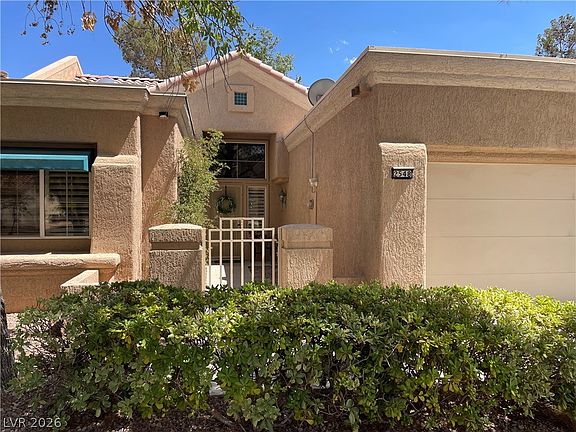 2nd image of 2548 Highvale Dr
