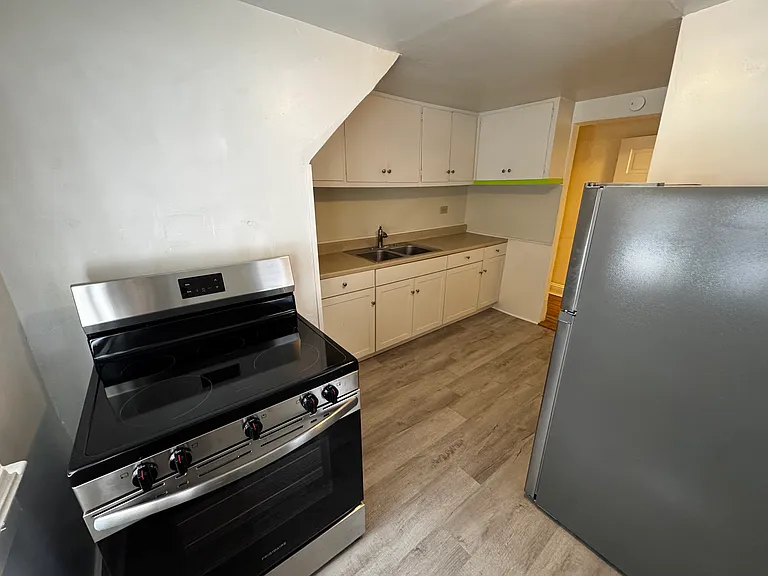 846 Lake Ave #UPPER — Photo 4