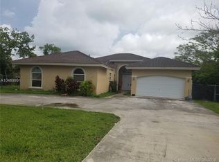 15461 SW 274th St, Homestead, FL 33032